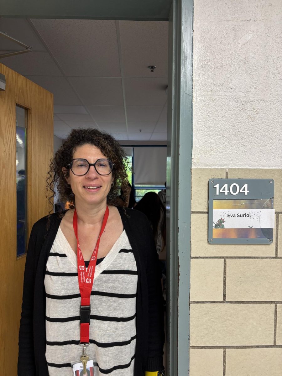 Eva Suriol, Spanish Teacher